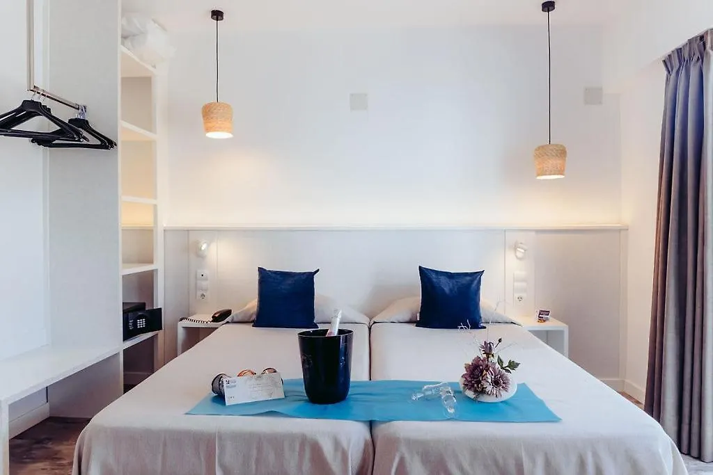 Hotel Tarba 샌안토니오 스페인
