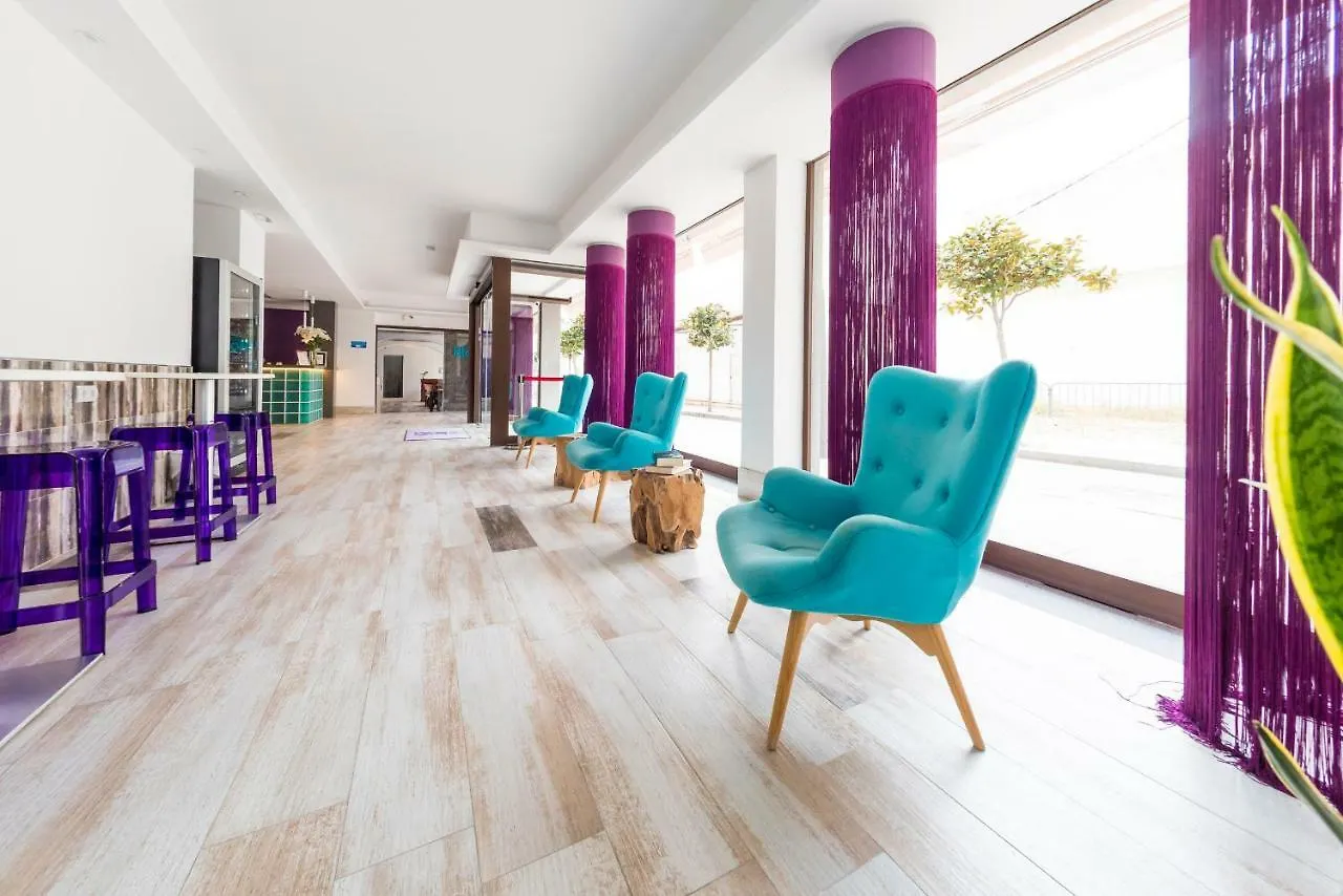 Hotel Tarba San Antonio  Spanien